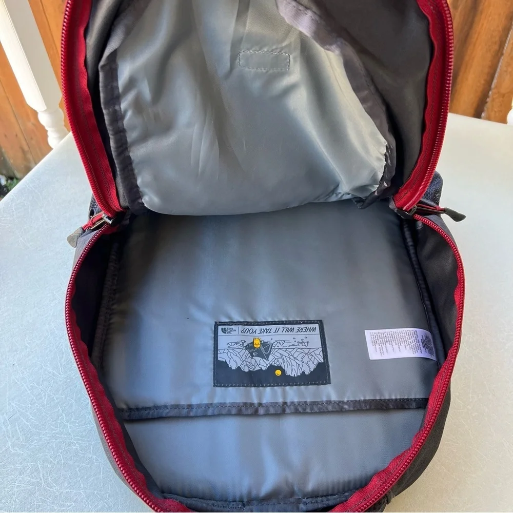 The North Face Groundwork 29L Laptop Sleeve Backpack Black W/ Company Logo CLEAN